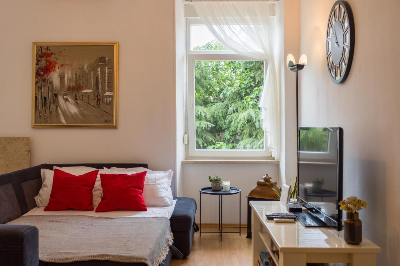 Apartman Lussi Pula Exteriér fotografie