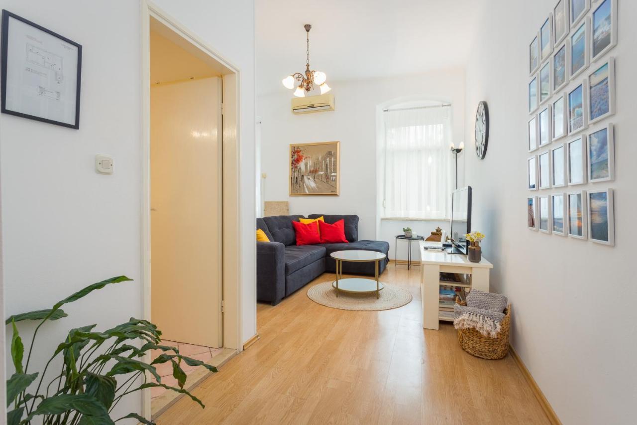 Apartman Lussi Pula Exteriér fotografie